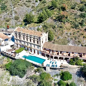 Complejo Turístico La Garganta 3*, El Chorro España
